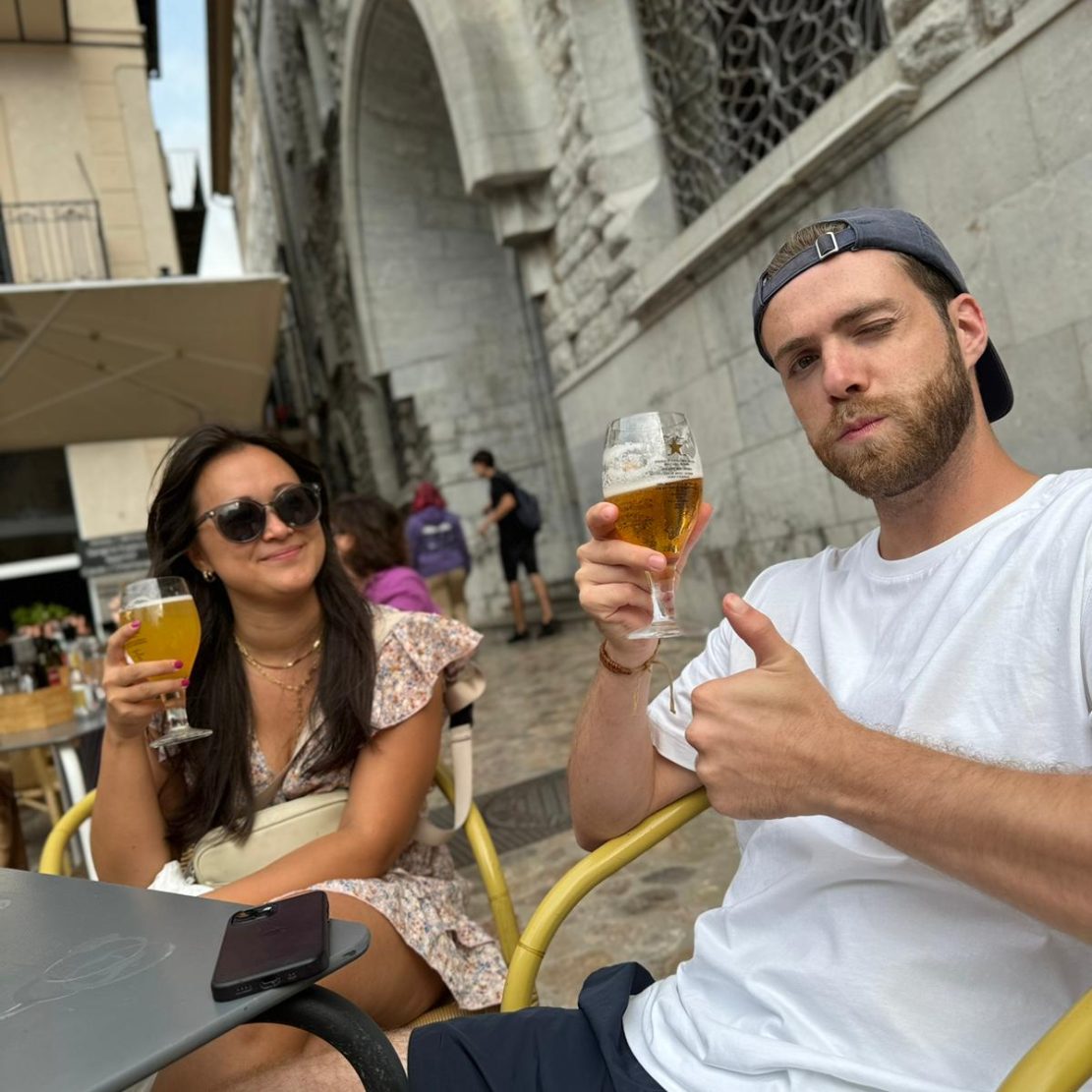 240d7107-c68a-44d0-a709-7b2f371d48a3 3